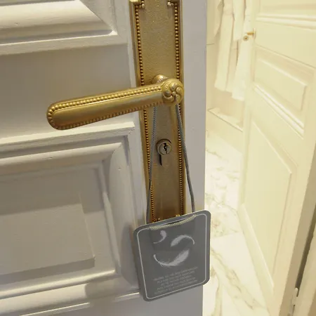 Relais12bis By Eiffel Tower 4*