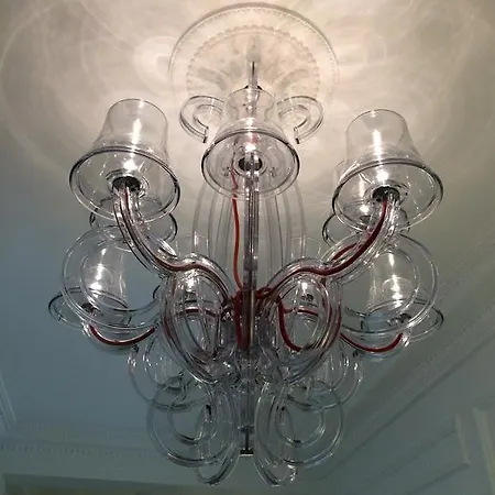 Relais12bis By Eiffel Tower Bed and Breakfast 4*