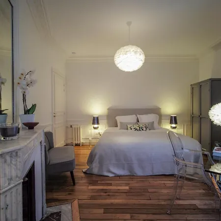 Relais12bis By Eiffel Tower 4*