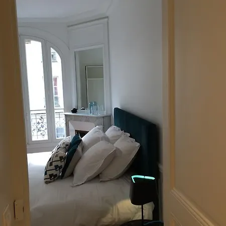 Relais12bis By Eiffel Tower 4*