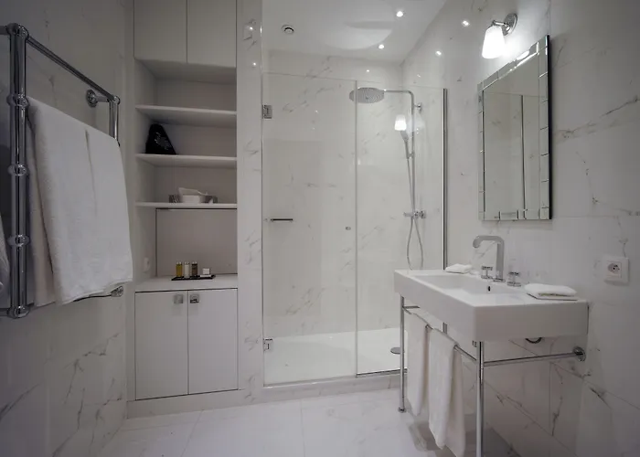 Relais12bis By Eiffel Tower 4*