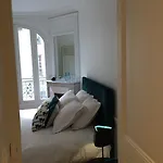 Relais12bis By Eiffel Tower 4*