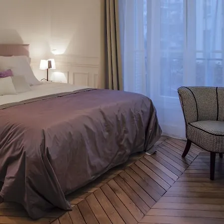 Relais12bis By Eiffel Tower Bed & Breakfast Parijs