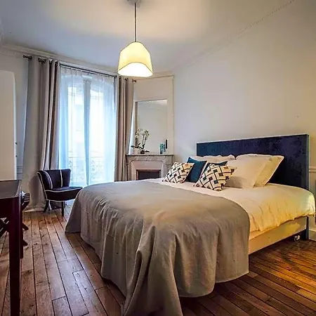 Relais12bis By Eiffel Tower לינה וארוחת בוקר פריז