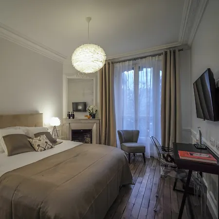 Bed & Breakfast Relais12bis By Eiffel Tower Parijs