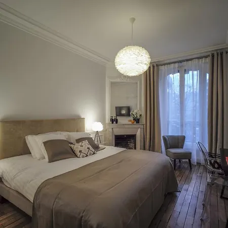 Relais12bis By Eiffel Tower 4*