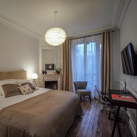 Bed & Breakfast Relais12bis By Eiffel Tower Paris