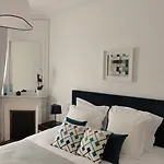 Bed and Breakfast Relais12bis By Eiffel Tower Παρίσι