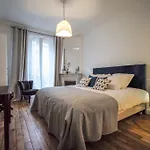 Bed and Breakfast Relais12bis By Eiffel Tower Παρίσι