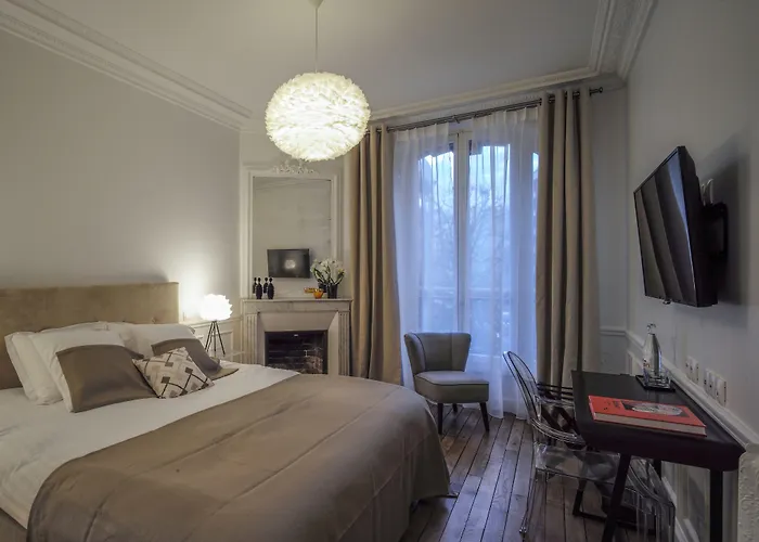 Relais12bis By Eiffel Tower 4*