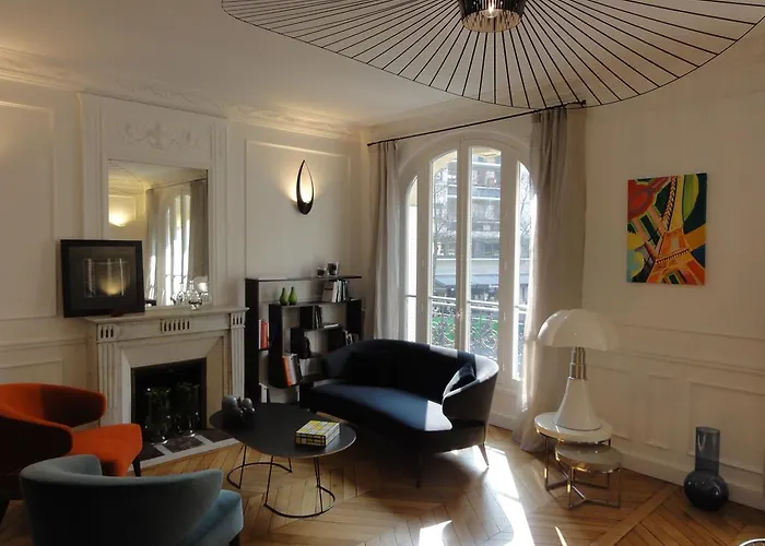 Oda ve Kahvaltı Relais12bis By Eiffel Tower Paris